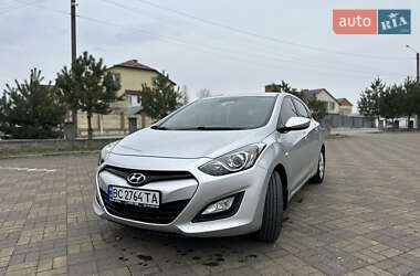 Хэтчбек Hyundai i30 2012 в Львове