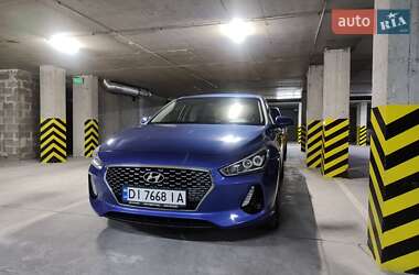 Хэтчбек Hyundai i30 2019 в 