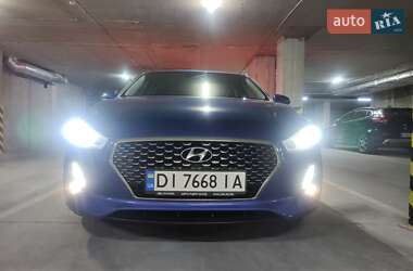 Хэтчбек Hyundai i30 2019 в 