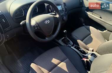 Универсал Hyundai i30 2008 в 