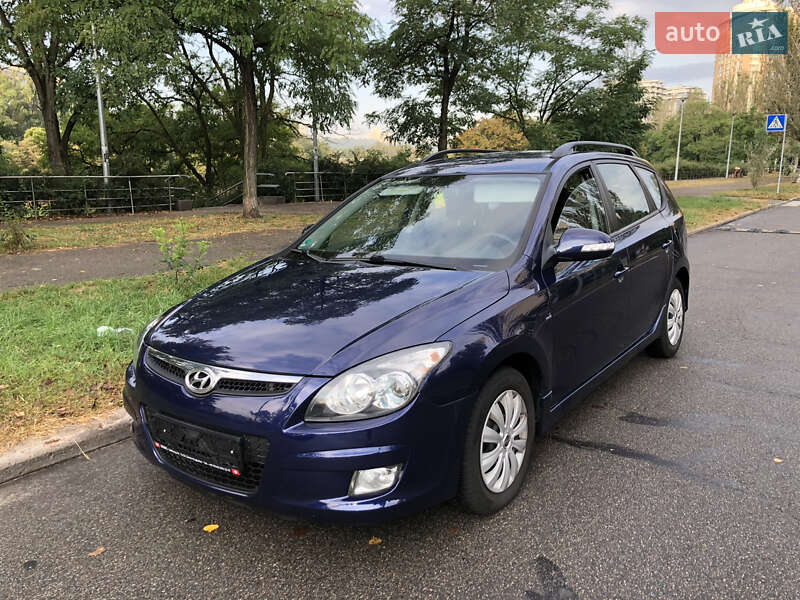 Універсал Hyundai i30 2011 в Києві