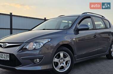 Універсал Hyundai i30 2010 в Луцьку