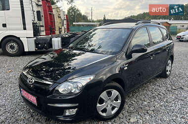 Универсал Hyundai i30 2009 в 