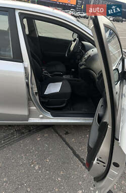 Хетчбек Hyundai i30 2008 в 