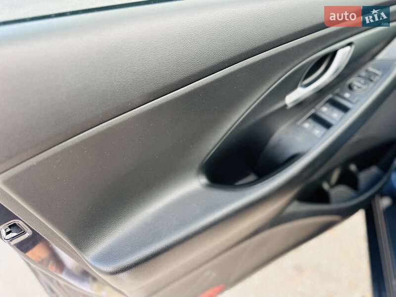 Хэтчбек Hyundai i30 2021 в Киеве