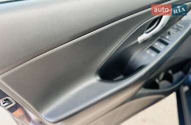 Хэтчбек Hyundai i30 2021 в 
