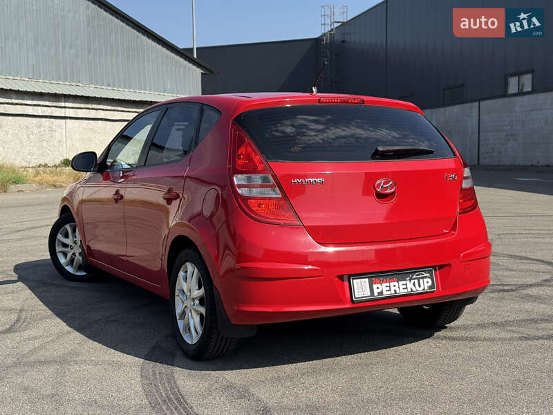 Хэтчбек Hyundai i30 2009 в Киеве фото 5 Хэтчбек Hyundai i30 2009 в Киеве