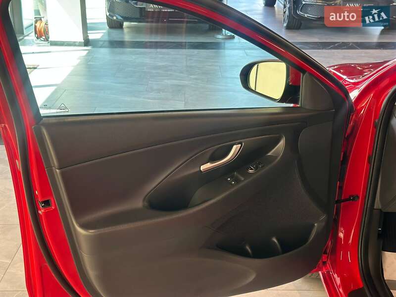 Универсал Hyundai i30 2019 в Львове