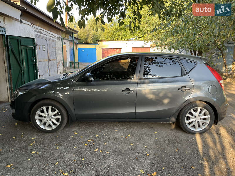 Хэтчбек Hyundai i30 2007 в Нежине