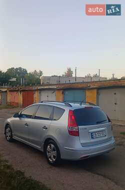 Універсал Hyundai i30 2010 в 