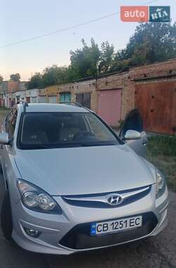 Універсал Hyundai i30 2010 в 