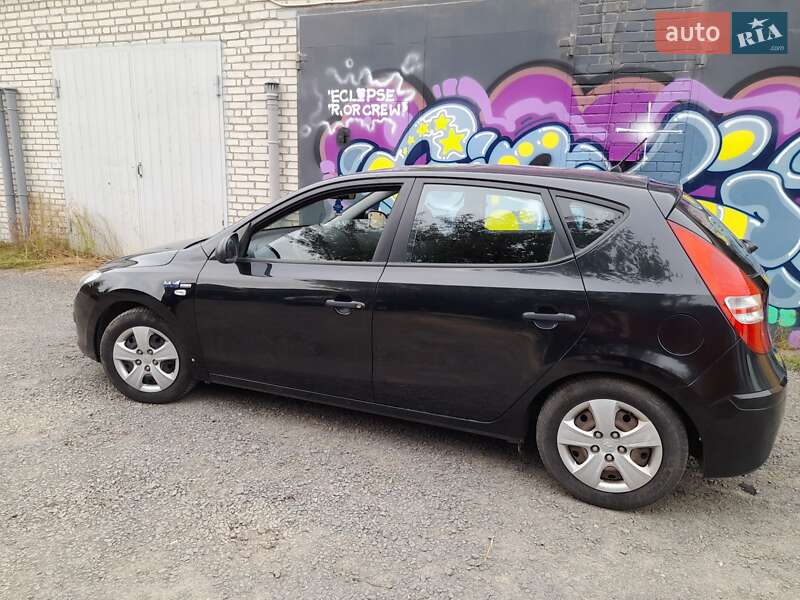 Хетчбек Hyundai i30 2009 в Луцьку