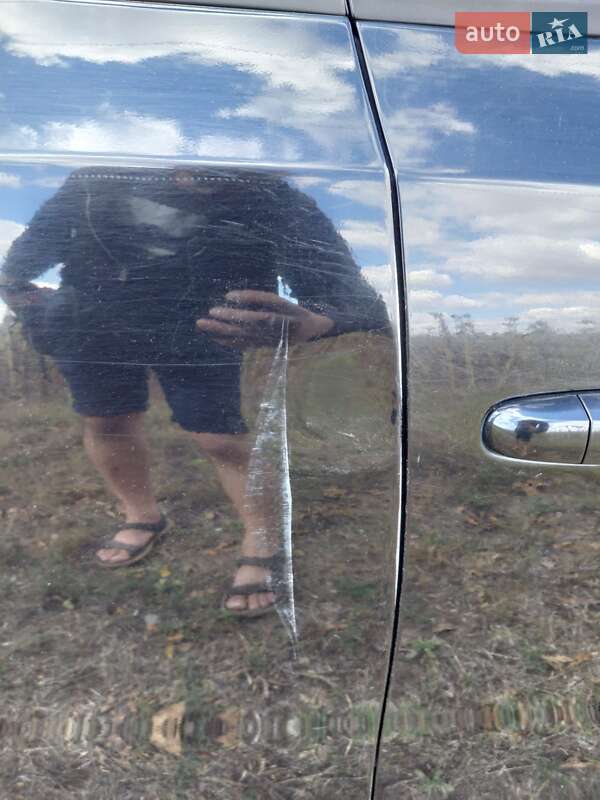 Універсал Hyundai i30 2011 в Дніпрі