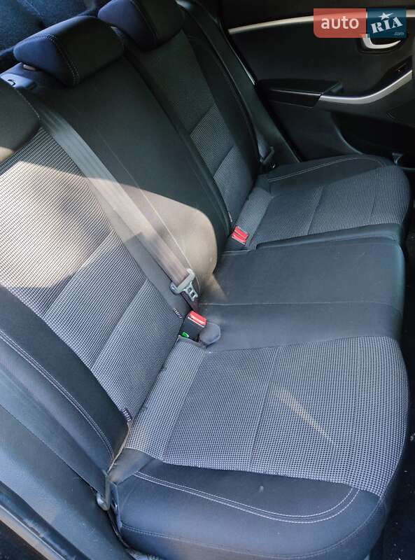 Хэтчбек Hyundai i30 2013 в Одессе