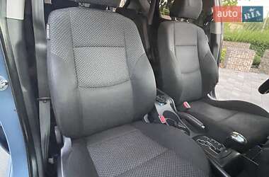 Хэтчбек Hyundai i30 2011 в 