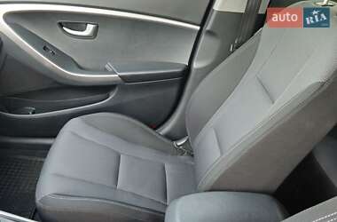 Хэтчбек Hyundai i30 2016 в 