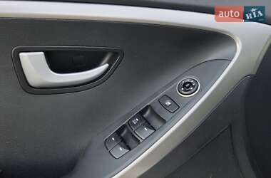 Хэтчбек Hyundai i30 2016 в 