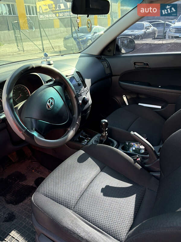 Хэтчбек Hyundai i30 2009 в Нежине