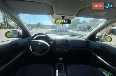 Универсал Hyundai i30 2010 в 