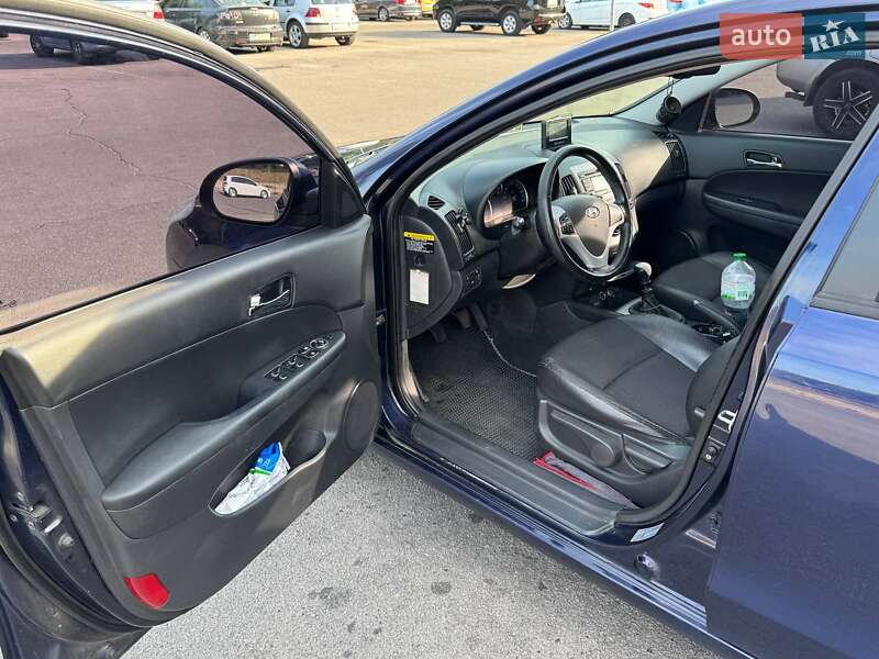 Универсал Hyundai i30 2008 в Запорожье фото 7 Универсал Hyundai i30 2008 в Запорожье