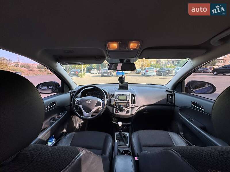 Универсал Hyundai i30 2008 в Запорожье фото 15 Универсал Hyundai i30 2008 в Запорожье