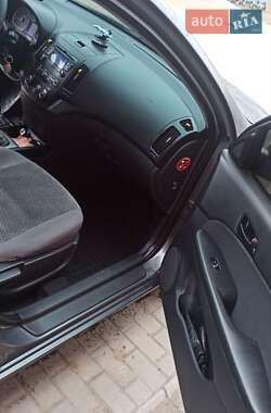 Универсал Hyundai i30 2009 в 