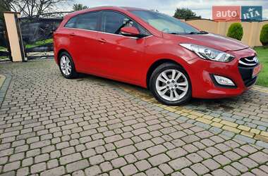 Универсал Hyundai i30 2015 в 