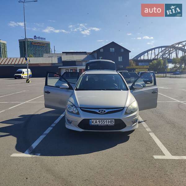 Хэтчбек Hyundai i30 2010 в Киеве фото 8 Хэтчбек Hyundai i30 2010 в Киеве