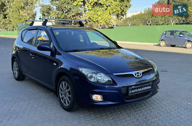 Хэтчбек Hyundai i30 2008 в 