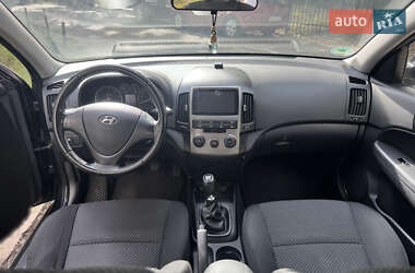 Универсал Hyundai i30 2010 в 