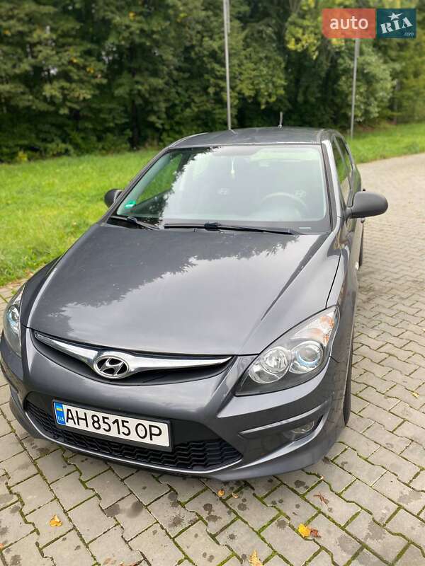 Hyundai i30 2011