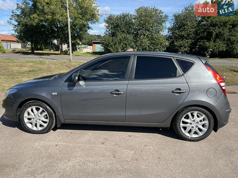 Хэтчбек Hyundai i30 2007 в Нежине