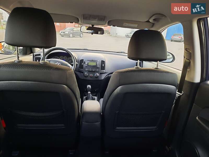 Универсал Hyundai i30 2011 в Полтаве