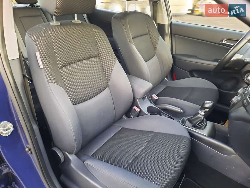 Универсал Hyundai i30 2011 в Полтаве