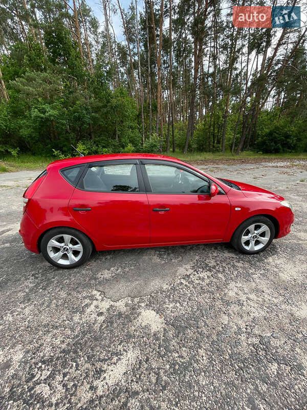 Хэтчбек Hyundai i30 2009 в Макарове фото 4 Хэтчбек Hyundai i30 2009 в Макарове