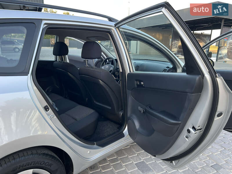 Универсал Hyundai i30 2009 в Виннице