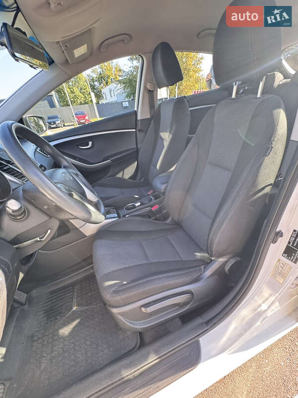 Хэтчбек Hyundai i30 2016 в Киеве