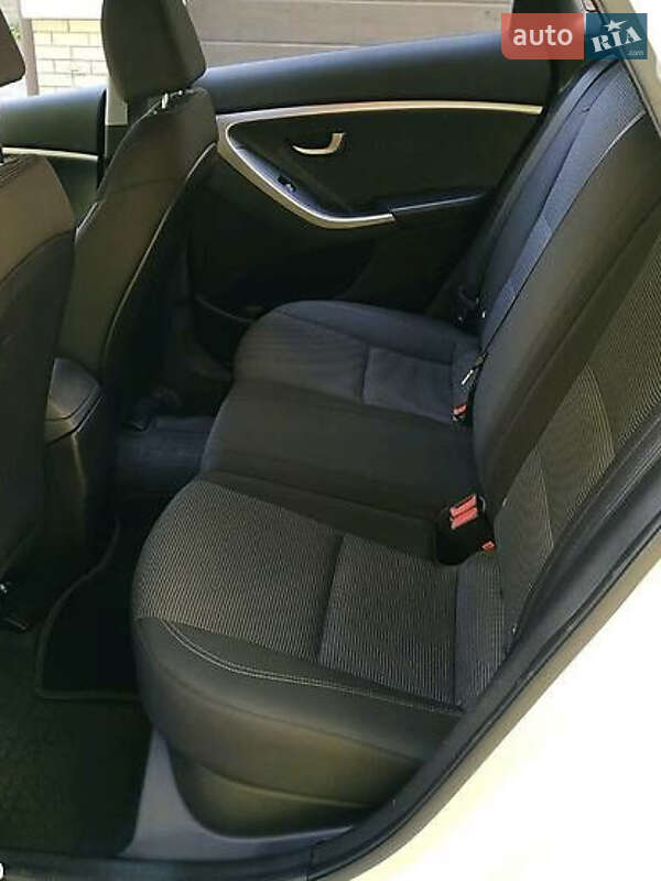 Хэтчбек Hyundai i30 2016 в Киеве