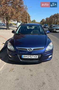 Хэтчбек Hyundai i30 2008 в Житомире
