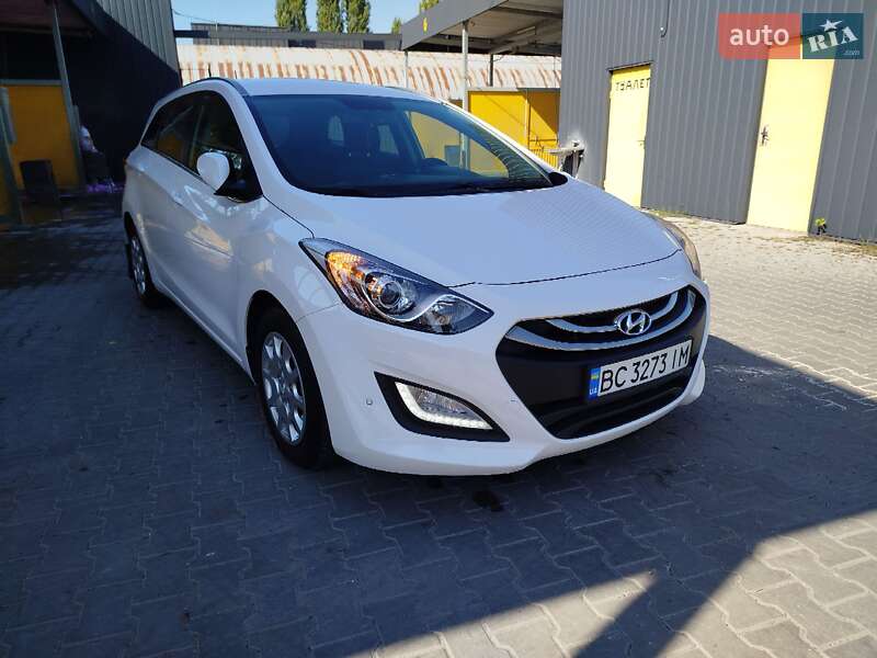 Универсал Hyundai i30 2014 в 