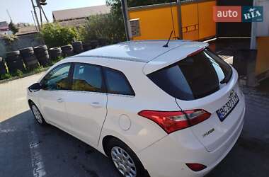 Универсал Hyundai i30 2014 в 