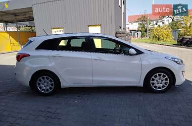 Универсал Hyundai i30 2014 в 