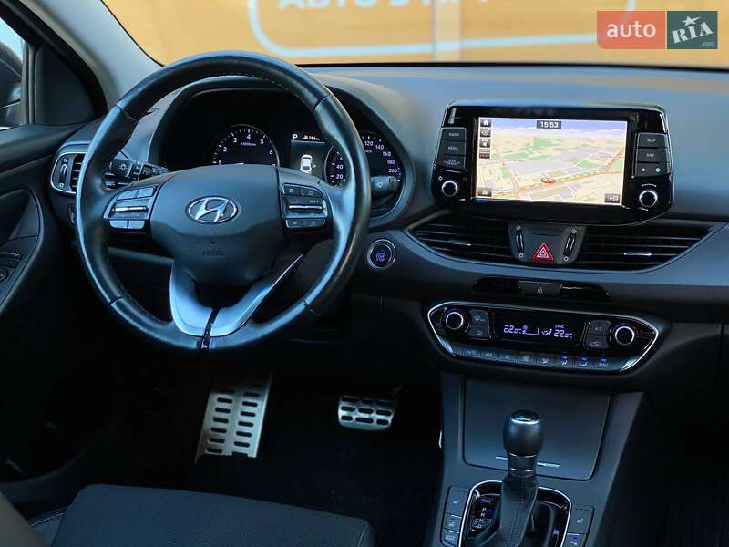Фастбек Hyundai i30 2019 в Дніпрі