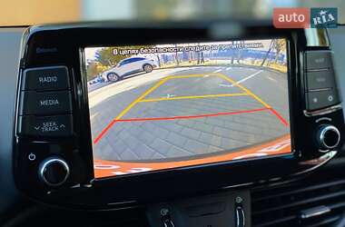 Фастбэк Hyundai i30 2019 в 