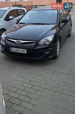 Універсал Hyundai i30 2010 в Жовкві