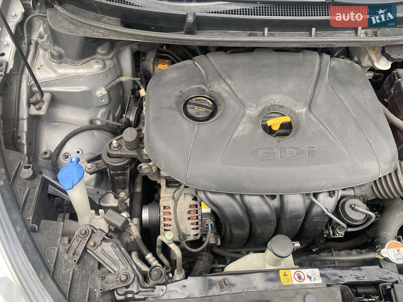 Хетчбек Hyundai i30 2014 в Києві