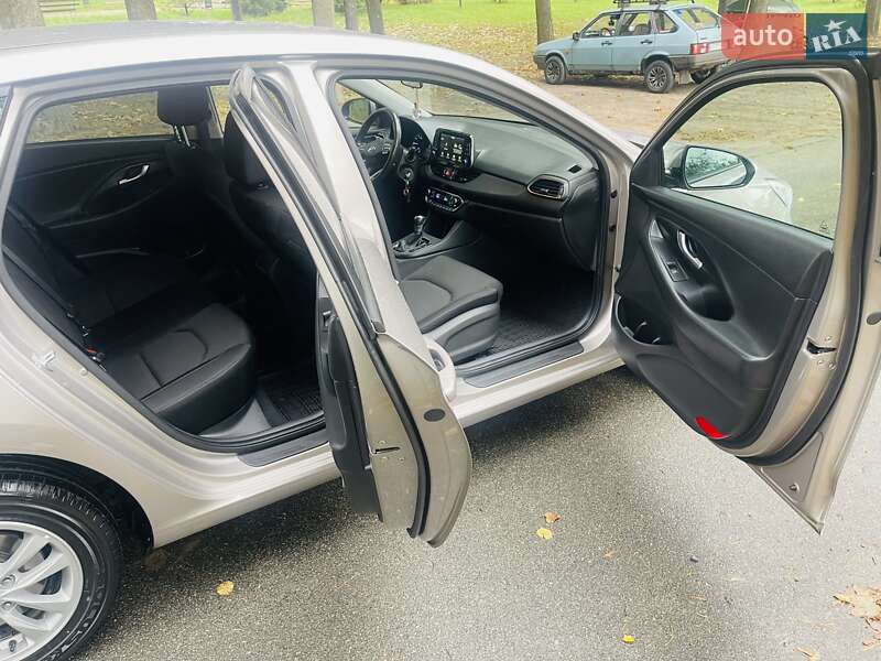 Универсал Hyundai i30 2020 в Киеве