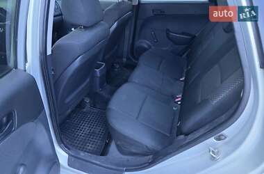 Хэтчбек Hyundai i30 2011 в 
