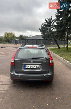 Универсал Hyundai i30 2010 в 