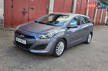 Универсал Hyundai i30 2013 в Киеве